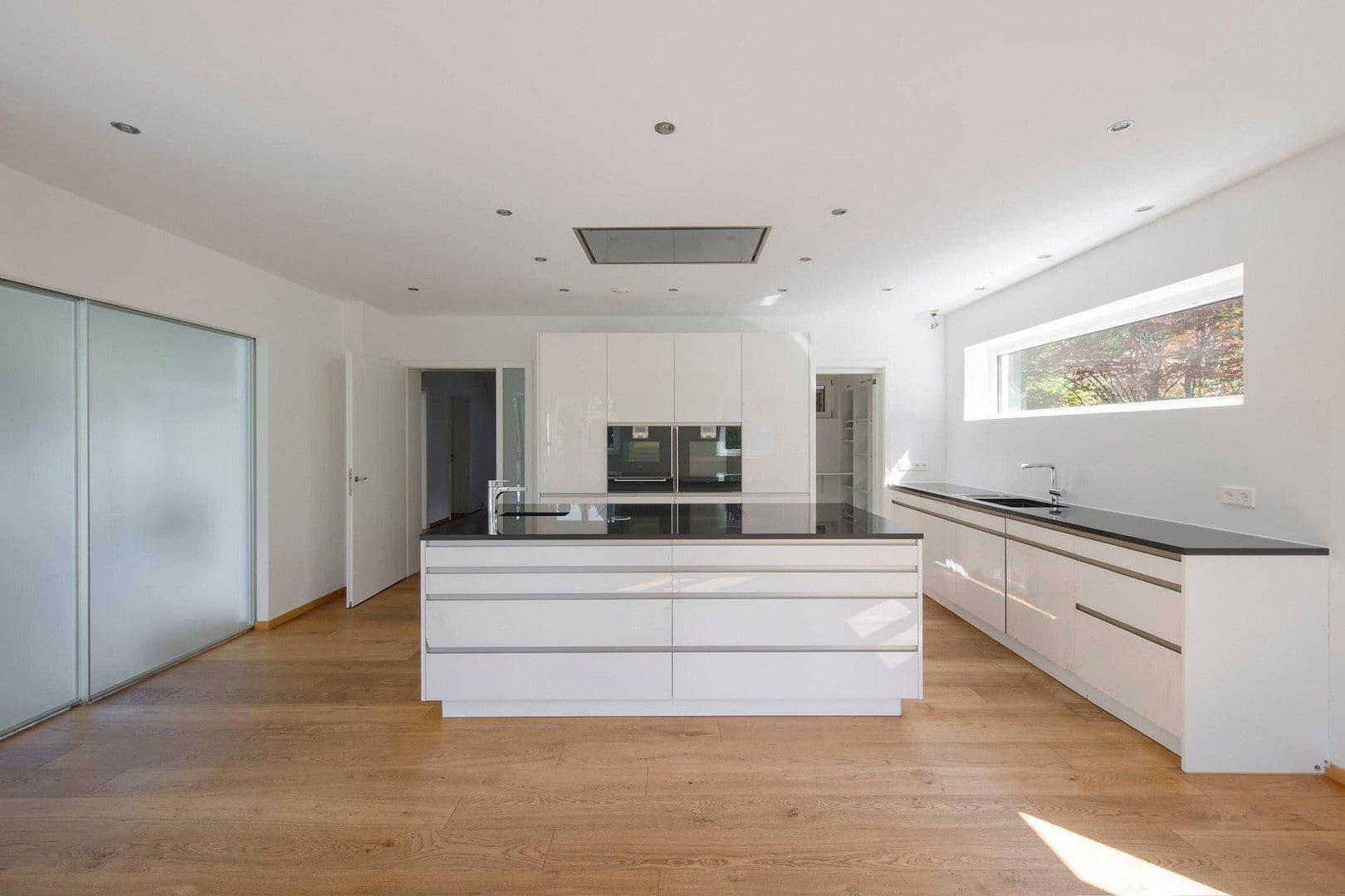Prodej domu 290 m², pozemek 942 m², Seeshaupt, Bavorsko Prodej domu 290 m², pozemek 942 m², Seeshaupt, Bavorsko