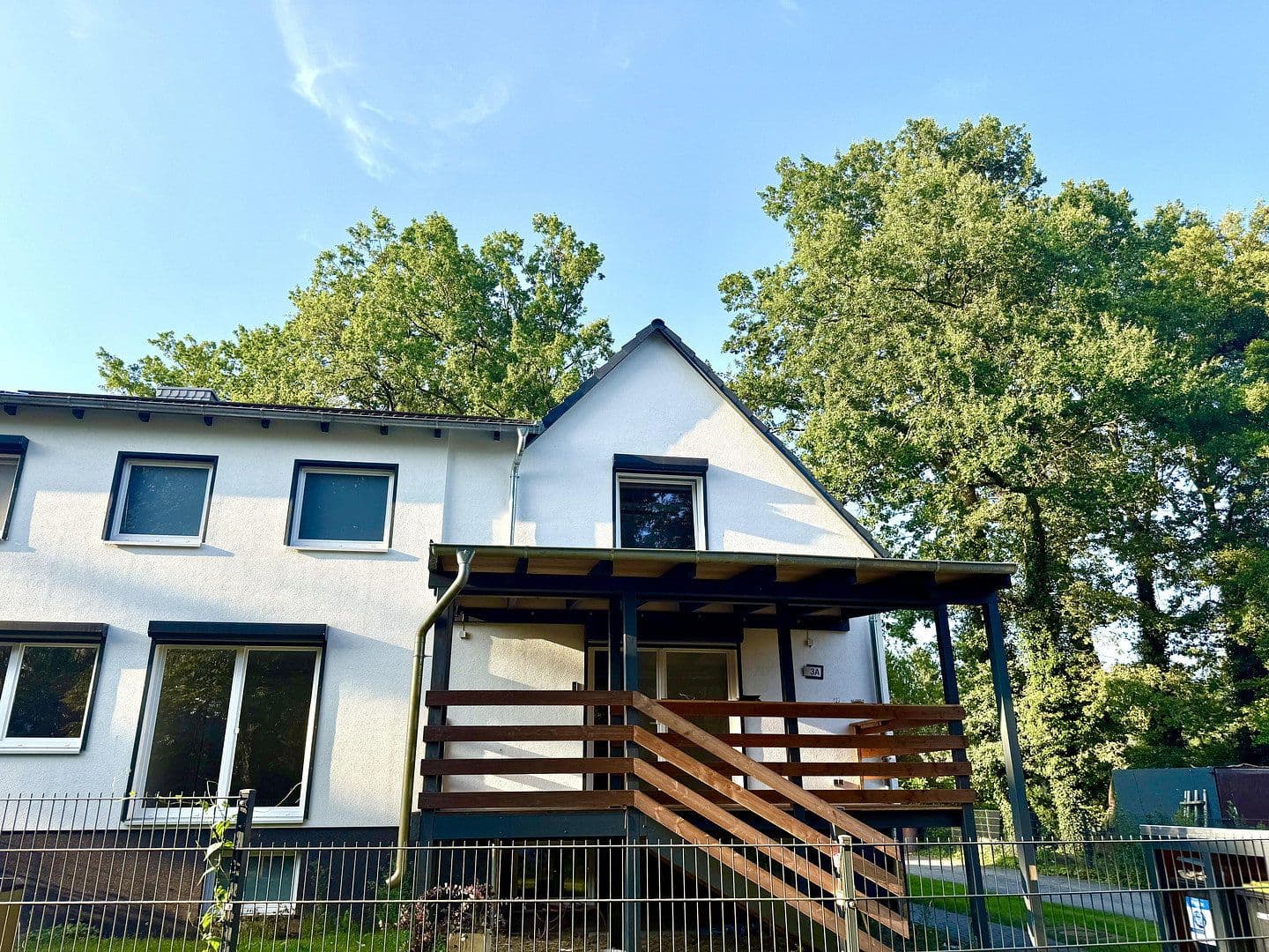 Pronájem domu 160 m², pozemek 1.000 m², Farnweg 3A, Wedemark, Dolní Sasko Pronájem domu 160 m², pozemek 1.000 m², Farnweg 3A, Wedemark, Dolní Sasko