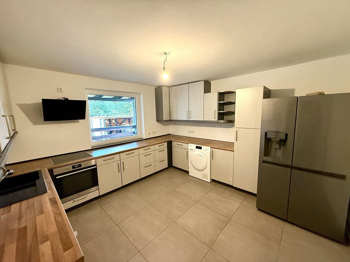 Pronájem domu 160 m², pozemek 1.000 m², Farnweg 3A, Wedemark, Dolní Sasko Pronájem domu 160 m², pozemek 1.000 m², Farnweg 3A, Wedemark, Dolní Sasko