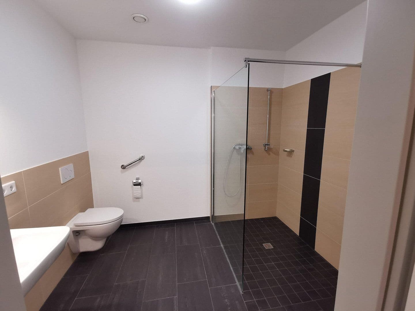 Prodej bytu 3+1 80 m², Kleve, Severní Porýní-Vestfálsko Prodej bytu 3+1 80 m², Kleve, Severní Porýní-Vestfálsko