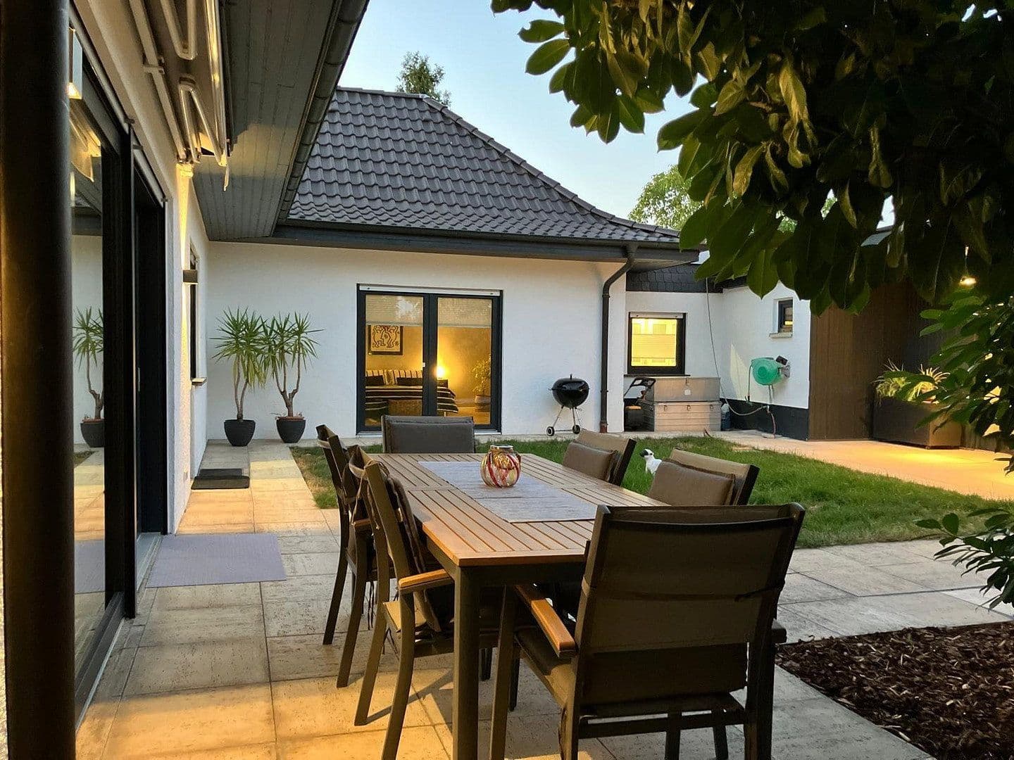 Prodej domu 280 m², pozemek 494 m², Worms, Porýní-Falc Prodej domu 280 m², pozemek 494 m², Worms, Porýní-Falc
