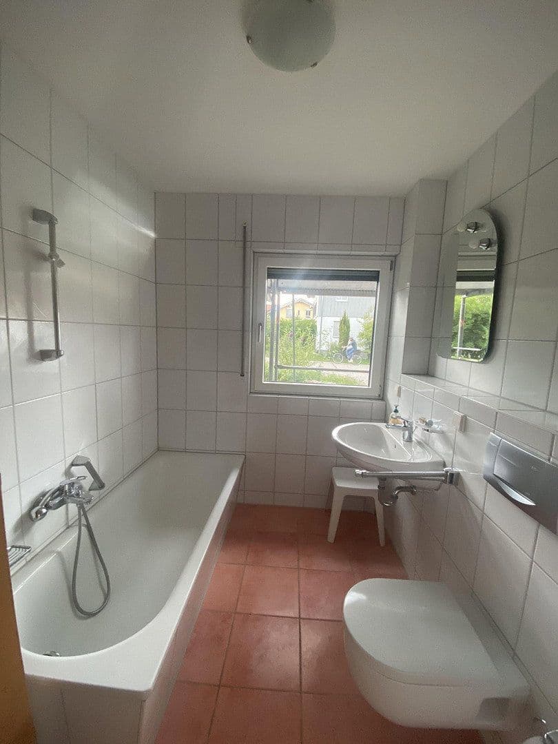 Pronájem domu 180 m², pozemek 700 m², Irsee, Bavorsko Pronájem domu 180 m², pozemek 700 m², Irsee, Bavorsko