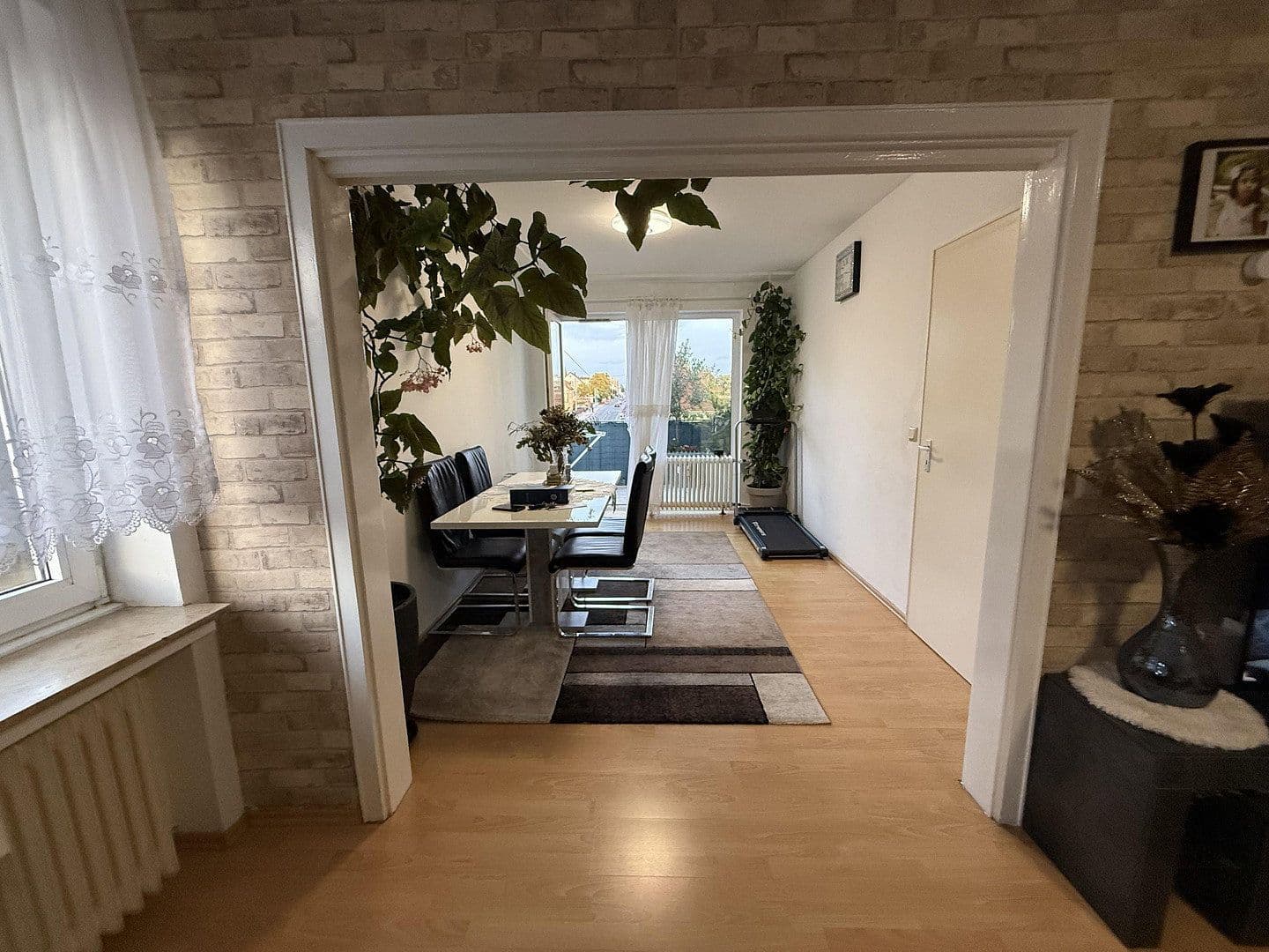 Pronájem bytu 4+1 85 m², Luisenstraße 136b, Siegburg, Severní Porýní-Vestfálsko Pronájem bytu 4+1 85 m², Luisenstraße 136b, Siegburg, Severní Porýní-Vestfálsko