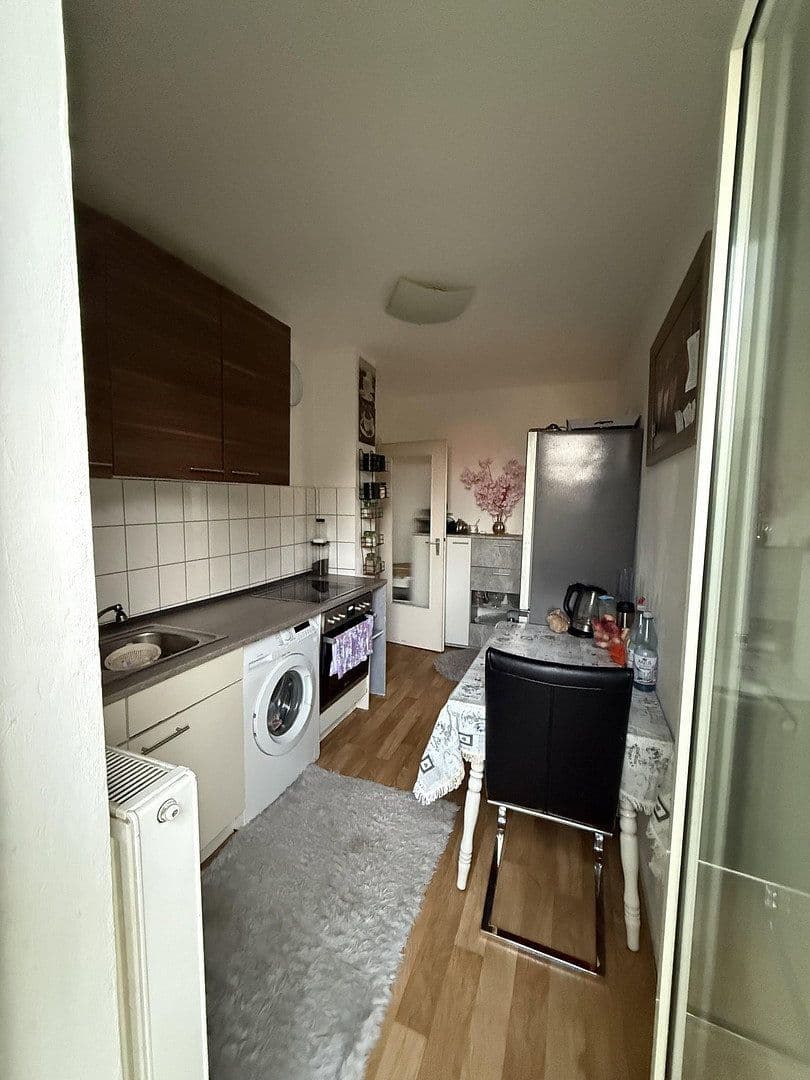Pronájem bytu 4+1 85 m², Luisenstraße 136b, Siegburg, Severní Porýní-Vestfálsko Pronájem bytu 4+1 85 m², Luisenstraße 136b, Siegburg, Severní Porýní-Vestfálsko