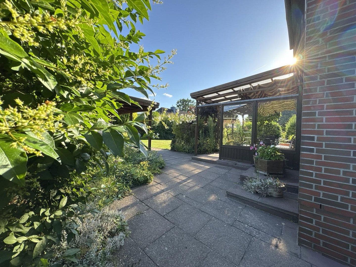 Prodej domu 134 m², pozemek 638 m², Stelle, Dolní Sasko Prodej domu 134 m², pozemek 638 m², Stelle, Dolní Sasko