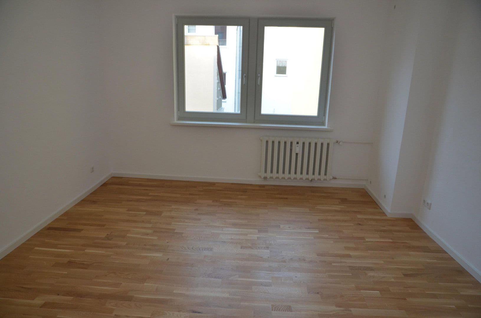 Pronájem bytu 3+1 72 m², Langenstraße 71, Stralsund, Mecklenburg-Vorpommern Pronájem bytu 3+1 72 m², Langenstraße 71, Stralsund, Mecklenburg-Vorpommern