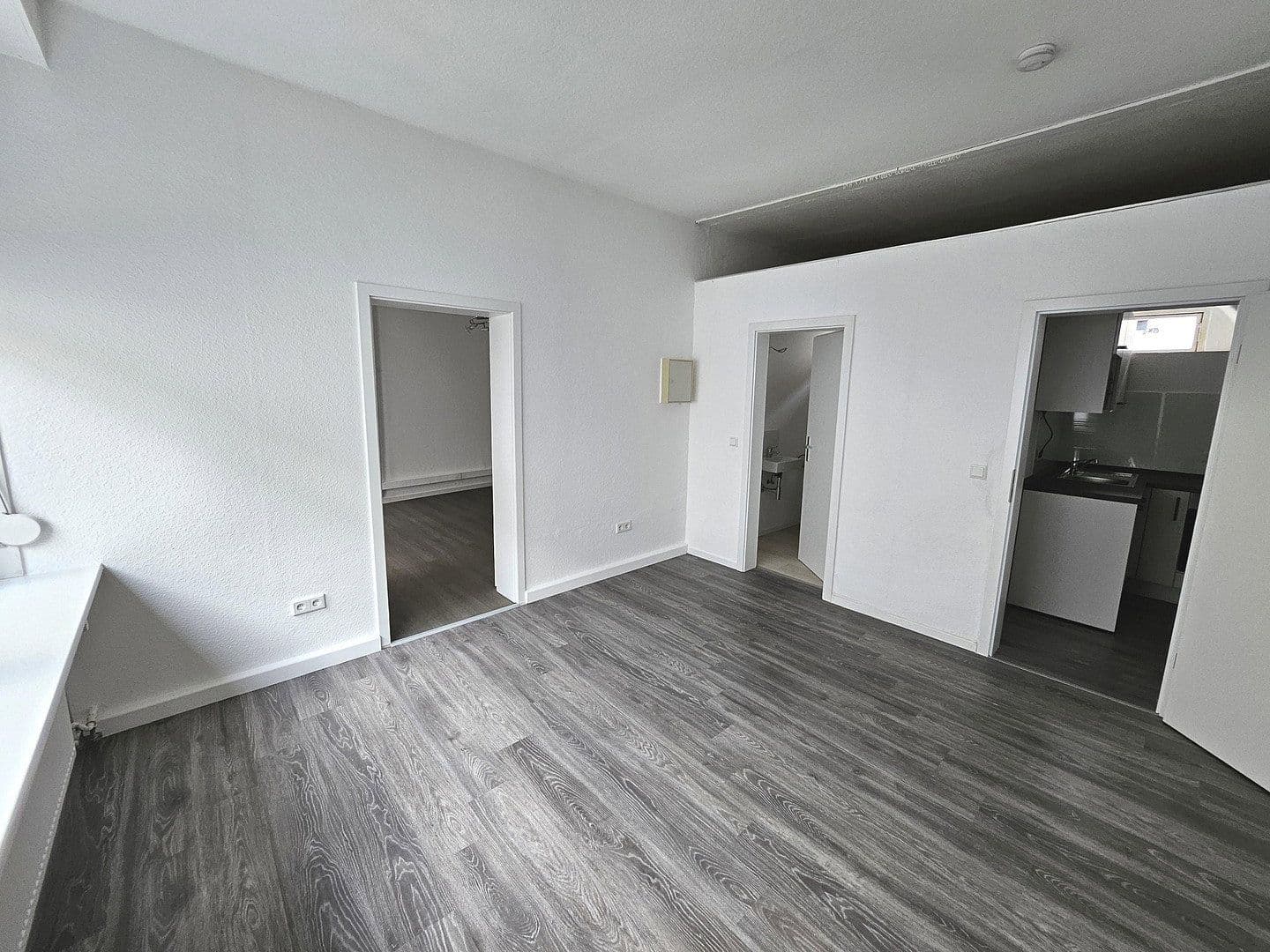 Pronájem bytu 3+1 70 m², Hauptstraße 8, Eppertshausen, Hessen Pronájem bytu 3+1 70 m², Hauptstraße 8, Eppertshausen, Hessen