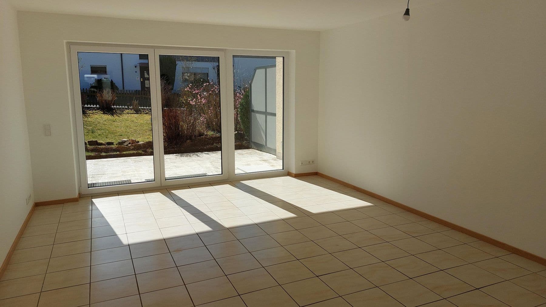 Pronájem domu 122 m², pozemek 422 m², Altomünster, Bavorsko Pronájem domu 122 m², pozemek 422 m², Altomünster, Bavorsko