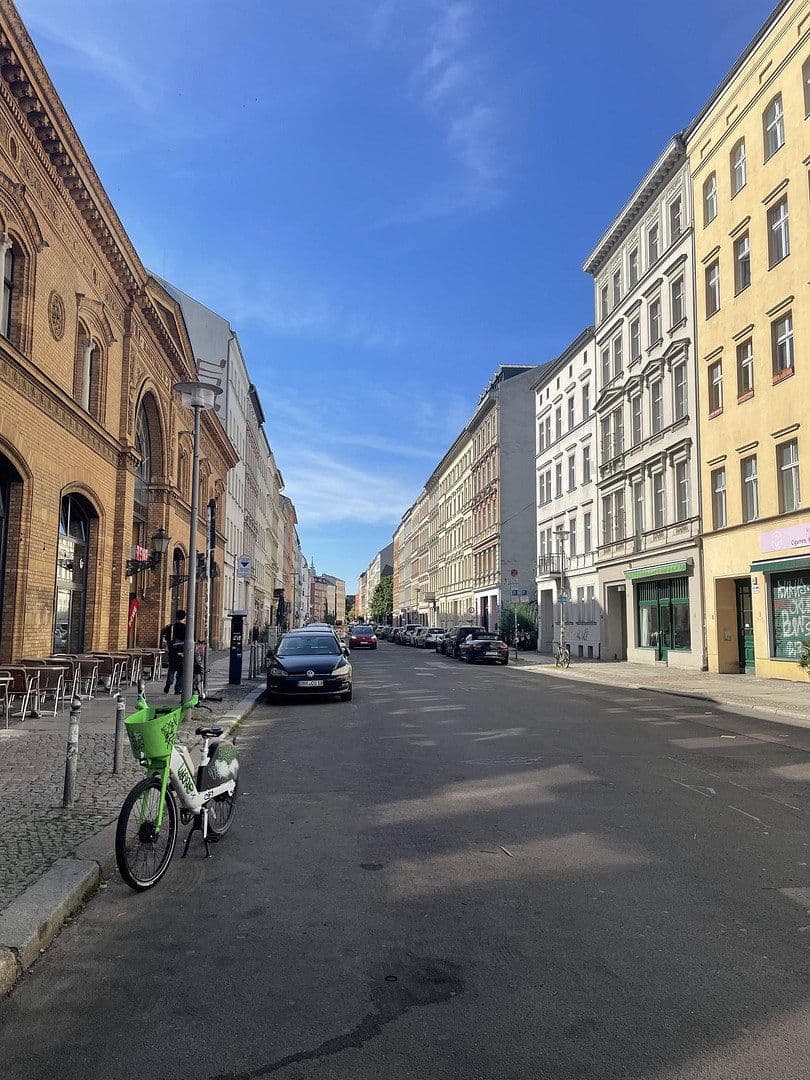 Prodej bytu 4+1 129 m², Berlin, Berlín Prodej bytu 4+1 129 m², Berlin, Berlín