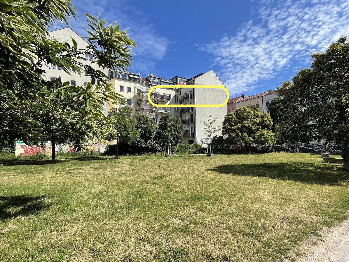 Prodej bytu 4+1 129 m², Berlin, Berlín Prodej bytu 4+1 129 m², Berlin, Berlín