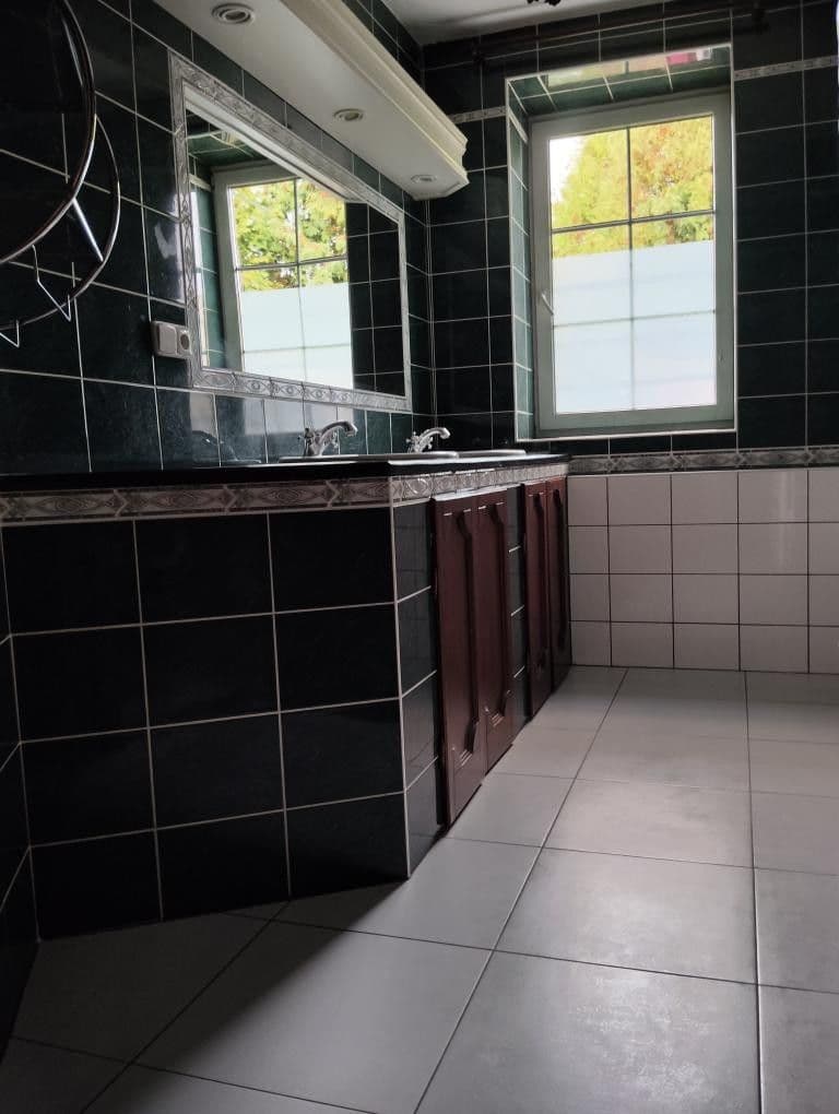 Pronájem bytu 2+kk 95 m², Libčany, Královéhradecký kraj Pronájem bytu 2+kk 95 m², Libčany, Královéhradecký kraj