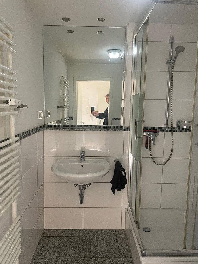 Pronájem bytu 2+1 50 m², Am Wald 124, Düsseldorf, Severní Porýní-Vestfálsko Pronájem bytu 2+1 50 m², Am Wald 124, Düsseldorf, Severní Porýní-Vestfálsko