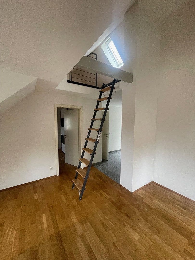 Pronájem bytu 2+1 50 m², Am Wald 124, Düsseldorf, Severní Porýní-Vestfálsko Pronájem bytu 2+1 50 m², Am Wald 124, Düsseldorf, Severní Porýní-Vestfálsko