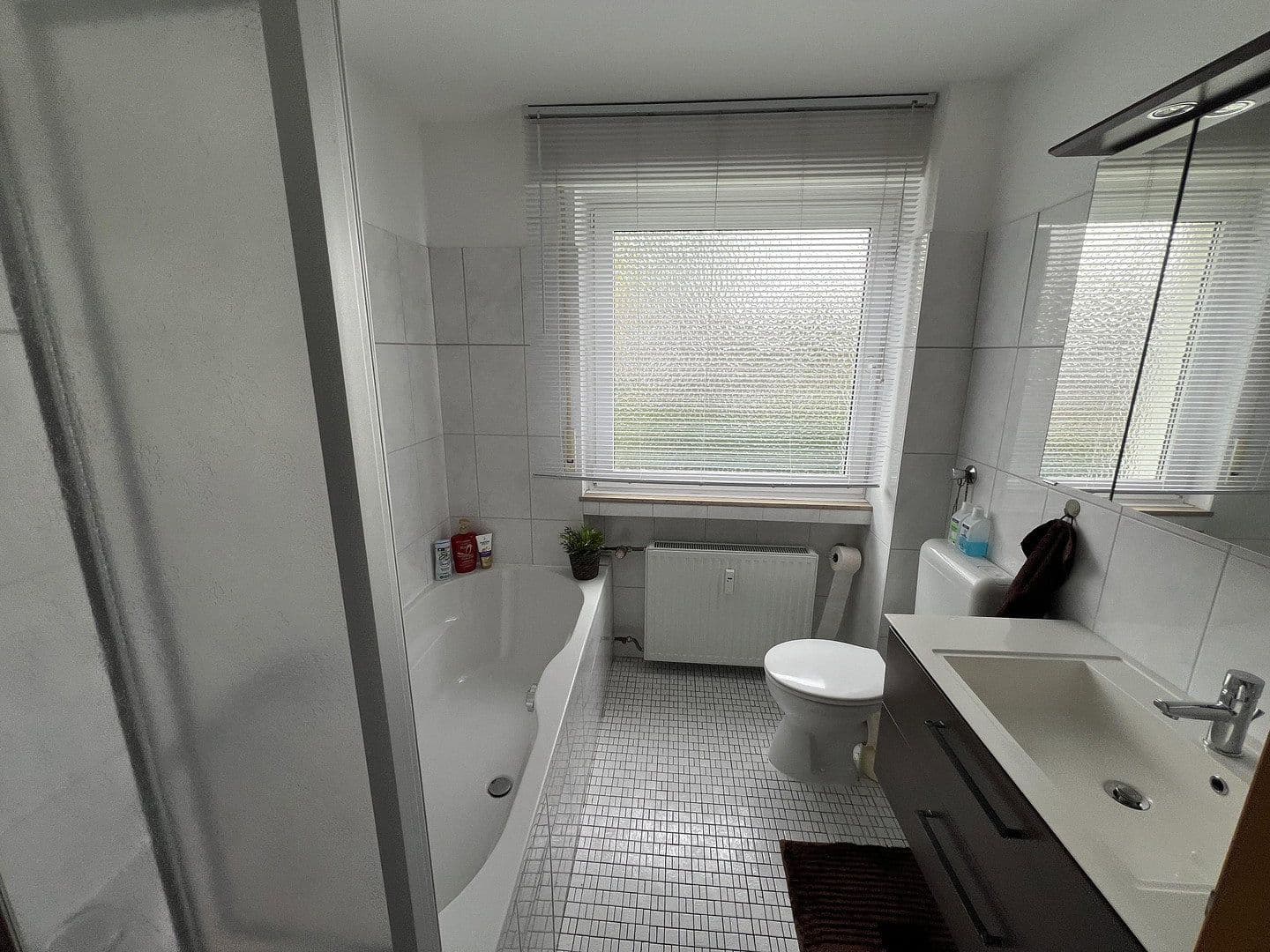 Pronájem bytu 3+1 73 m², Hattinger Str. 869, Bochum, Severní Porýní-Vestfálsko Pronájem bytu 3+1 73 m², Hattinger Str. 869, Bochum, Severní Porýní-Vestfálsko