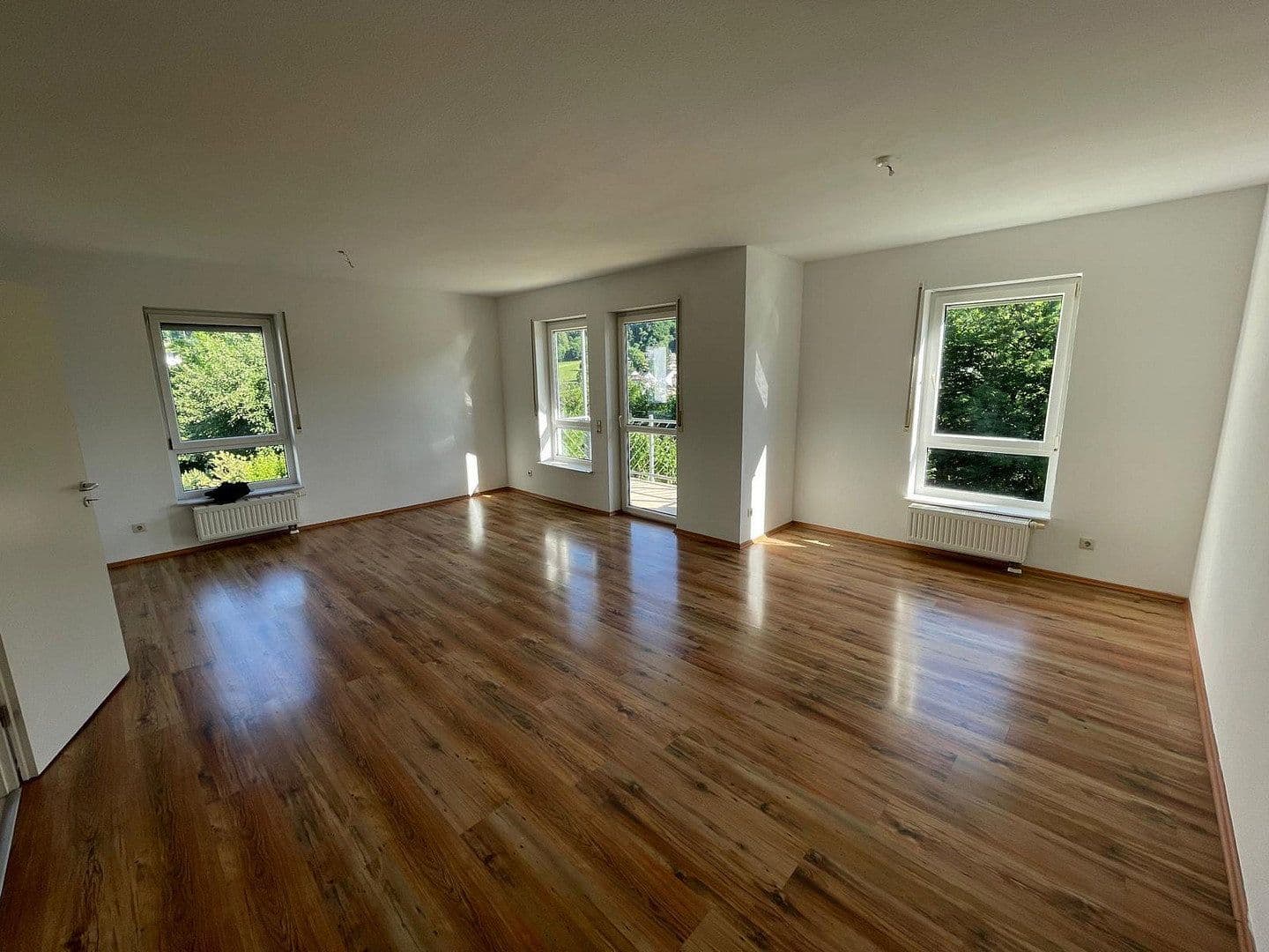 Prodej bytu 3+1 82 m², Hügelstr. 16, Heppenheim, Hessen Prodej bytu 3+1 82 m², Hügelstr. 16, Heppenheim, Hessen