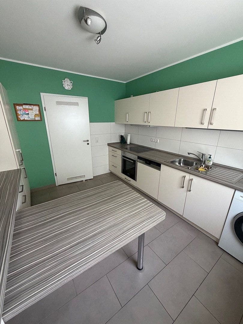 Prodej bytu 2+1 54 m², Rüsselsheim am Main, Hessen Prodej bytu 2+1 54 m², Rüsselsheim am Main, Hessen