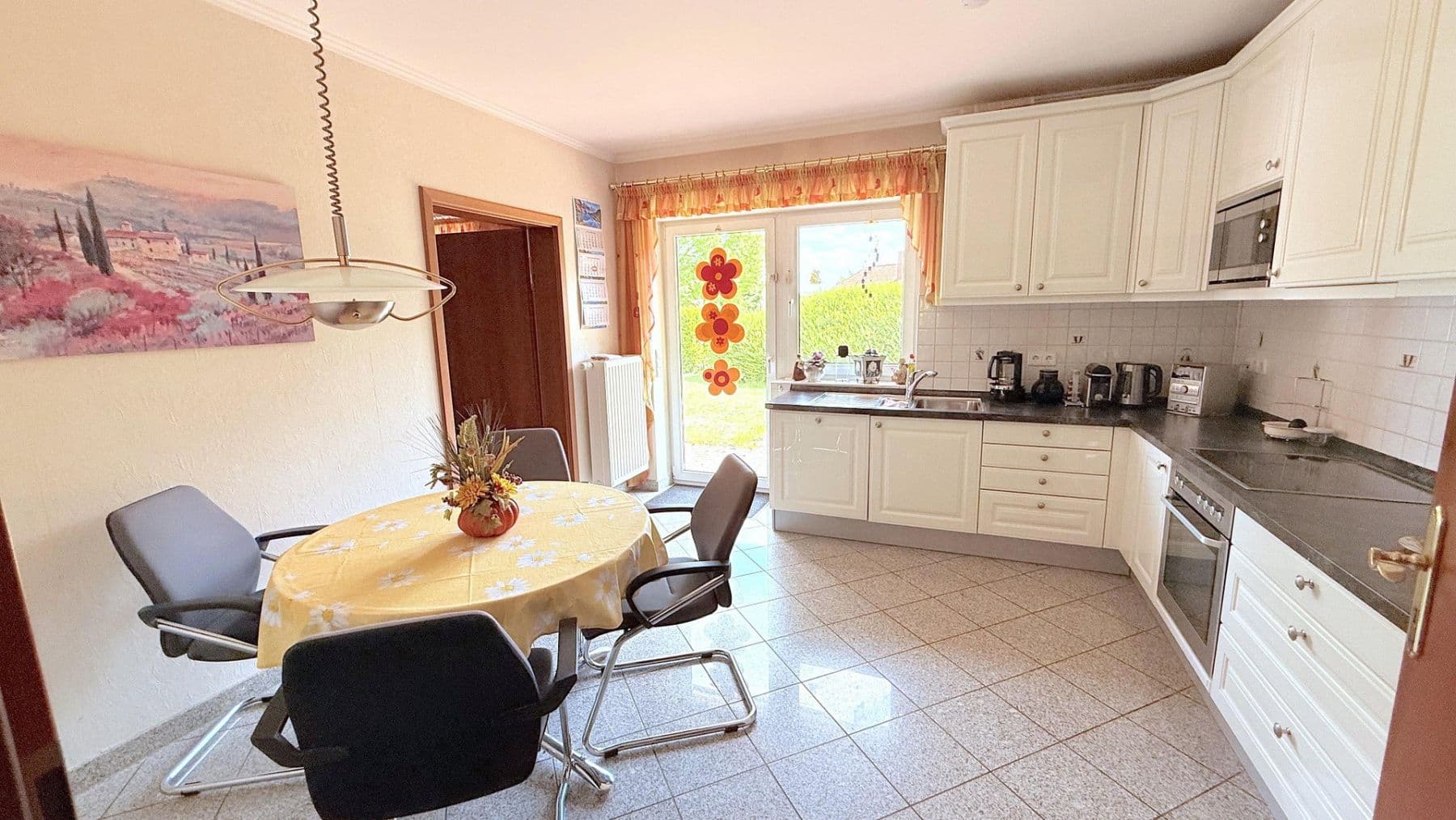 Prodej domu 324 m², pozemek 1.792 m², Syke, Dolní Sasko Prodej domu 324 m², pozemek 1.792 m², Syke, Dolní Sasko