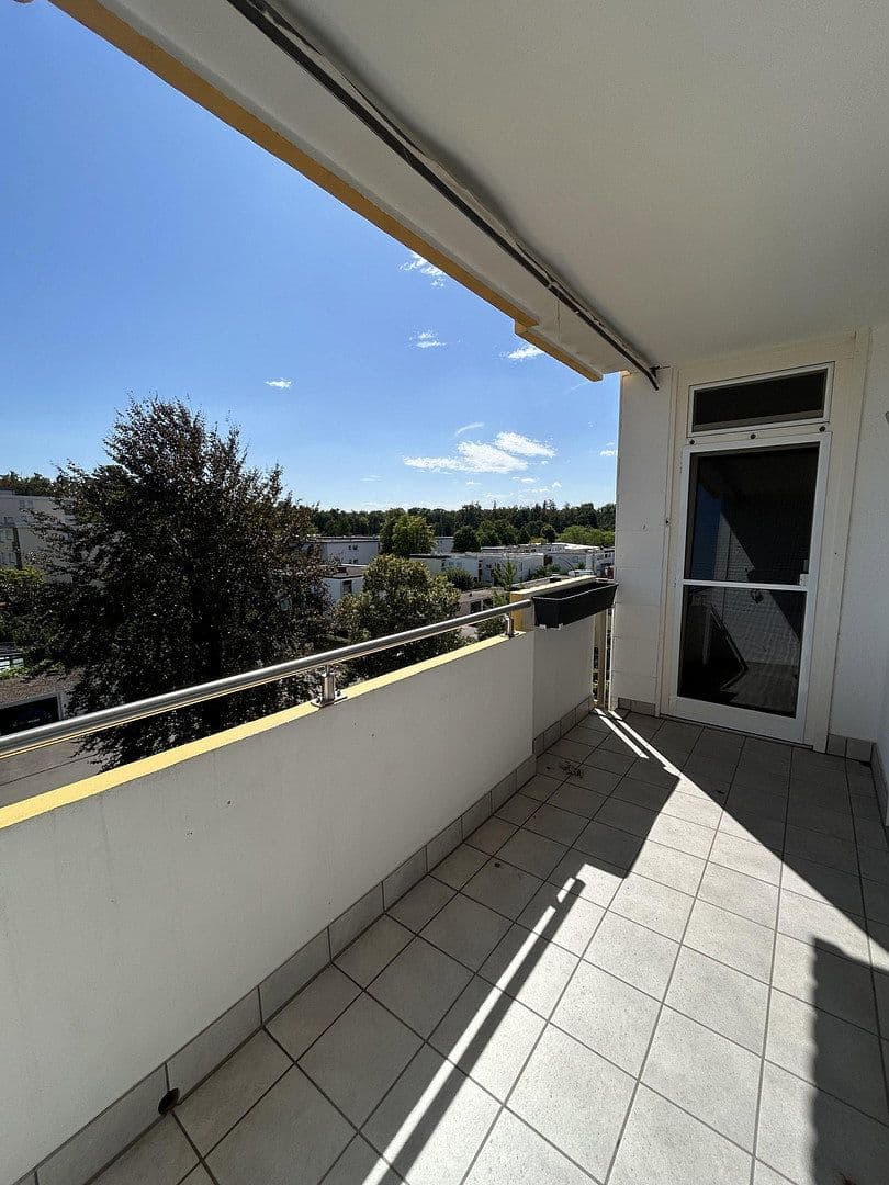 Pronájem bytu 3+kk 89 m², Kästnerstr. 4, Bietigheim-Bissingen, Bádensko-Württembersko Pronájem bytu 3+kk 89 m², Kästnerstr. 4, Bietigheim-Bissingen, Bádensko-Württembersko