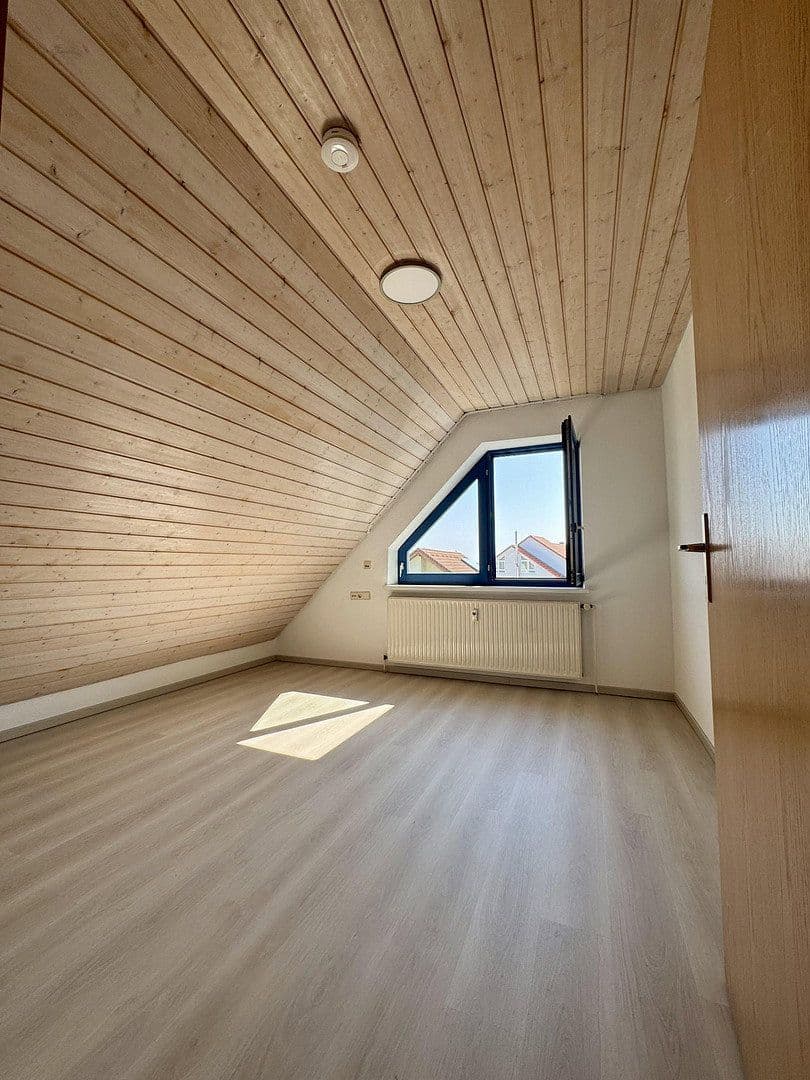 Prodej bytu 1+1 48 m², Birkenfeldstraße 5, Bad Wimpfen, Bádensko-Württembersko Prodej bytu 1+1 48 m², Birkenfeldstraße 5, Bad Wimpfen, Bádensko-Württembersko