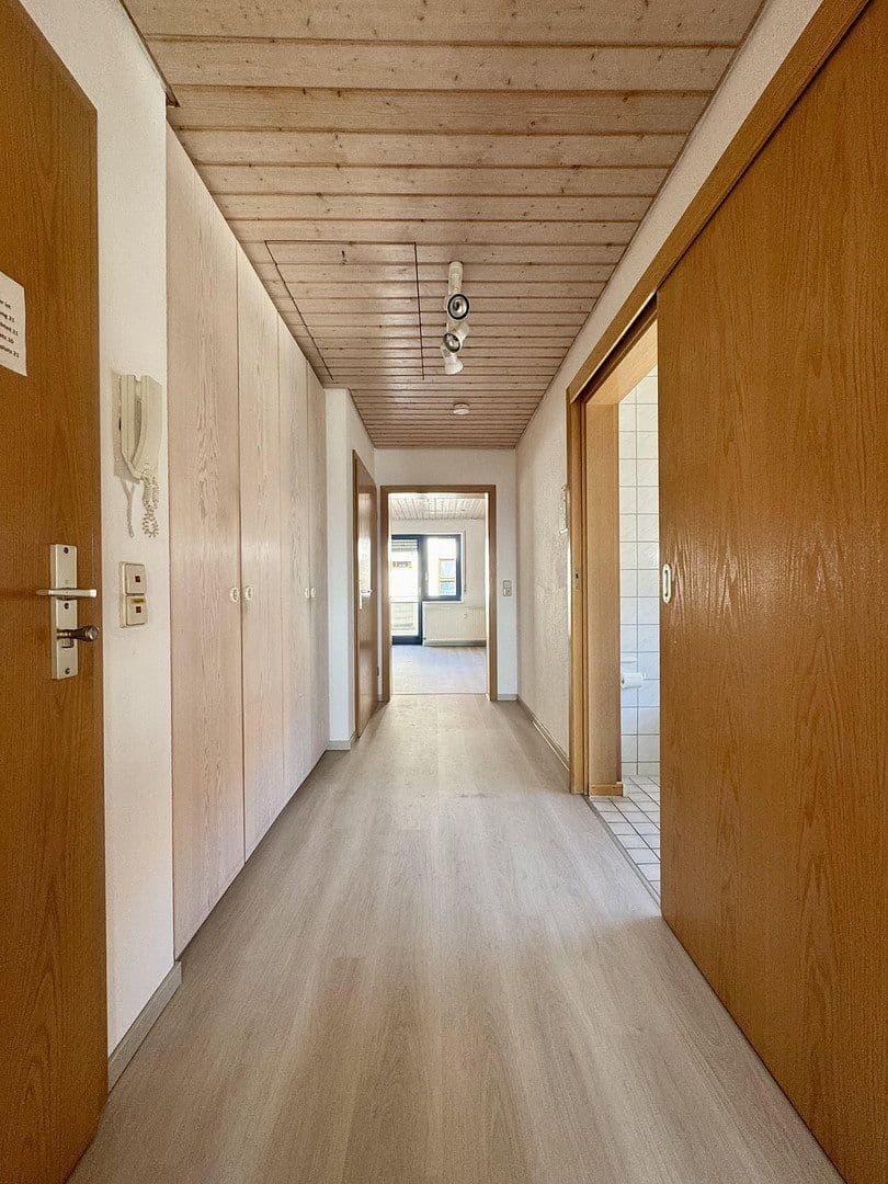 Prodej bytu 1+1 48 m², Birkenfeldstraße 5, Bad Wimpfen, Bádensko-Württembersko Prodej bytu 1+1 48 m², Birkenfeldstraße 5, Bad Wimpfen, Bádensko-Württembersko