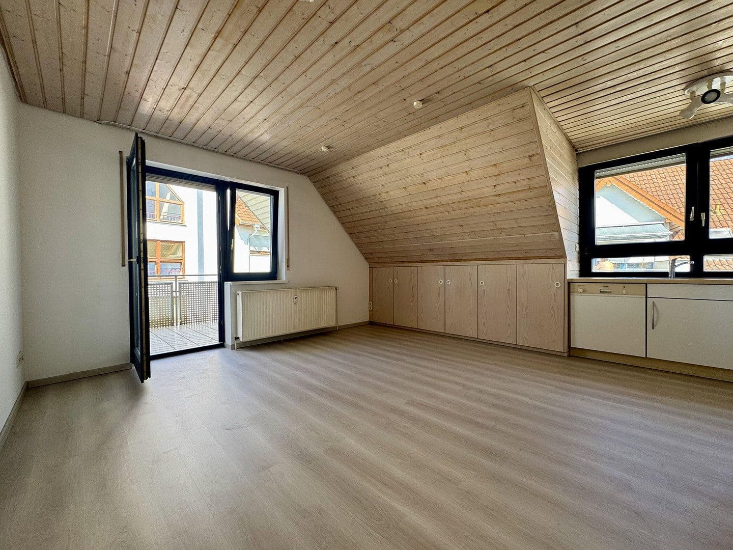 Prodej bytu 1+1 48 m², Birkenfeldstraße 5, Bad Wimpfen, Bádensko-Württembersko Prodej bytu 1+1 48 m², Birkenfeldstraße 5, Bad Wimpfen, Bádensko-Württembersko