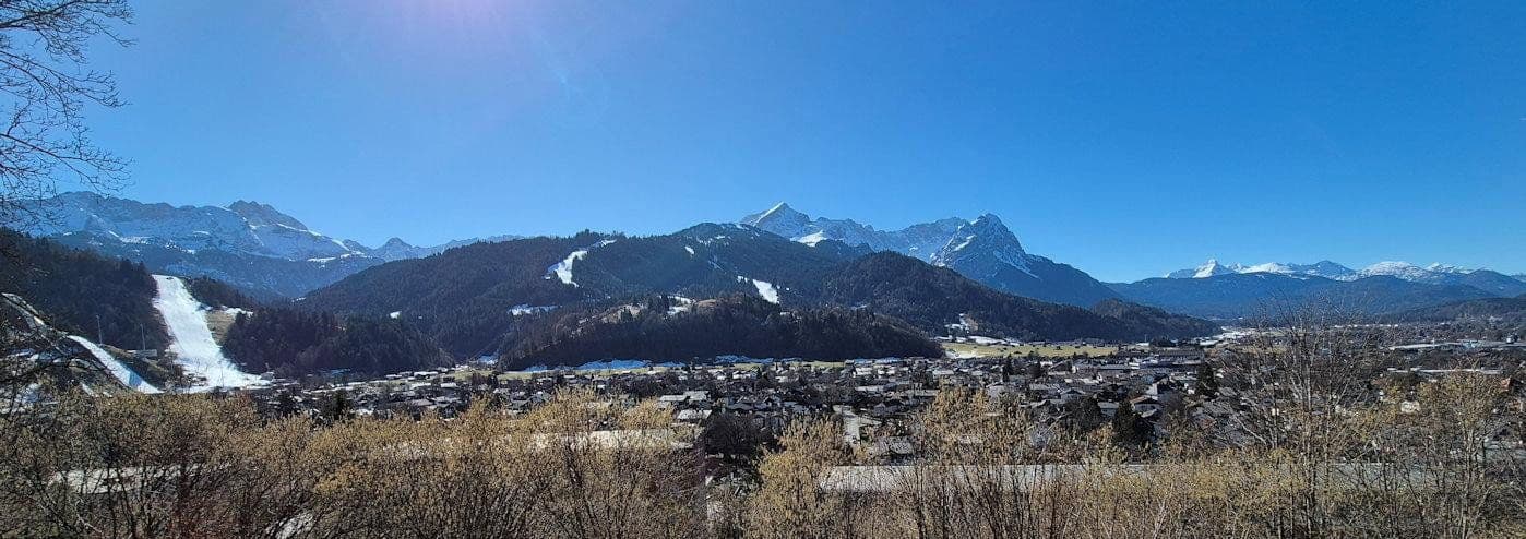 Prodej domu 129 m², pozemek 660 m², Garmisch-Partenkirchen, Bavorsko Prodej domu 129 m², pozemek 660 m², Garmisch-Partenkirchen, Bavorsko