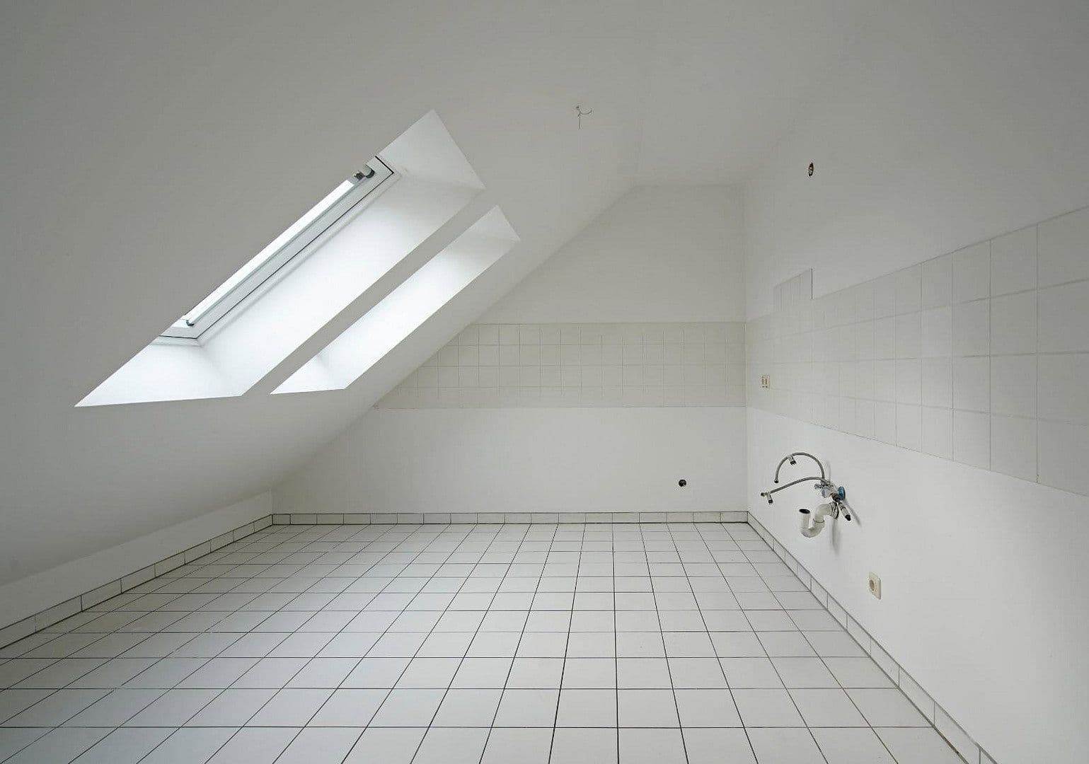 Prodej bytu 3+1 88 m², Allacher Strasse 6, Karlsfeld, Bavorsko Prodej bytu 3+1 88 m², Allacher Strasse 6, Karlsfeld, Bavorsko