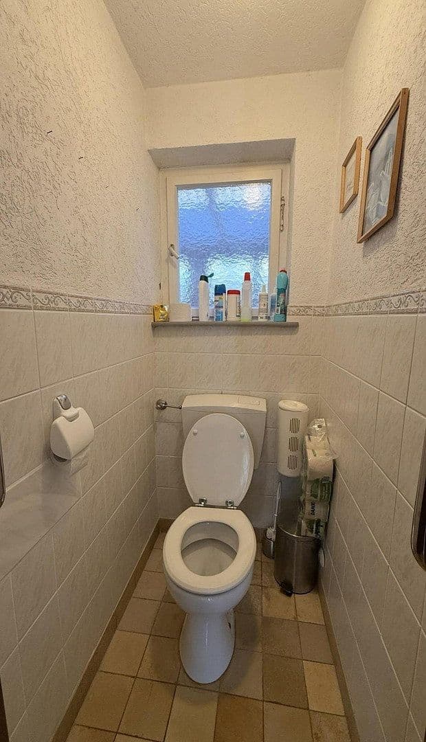 Prodej domu 200 m², pozemek 499 m², Rossentalstraße 122, Albstadt, Bádensko-Württembersko Prodej domu 200 m², pozemek 499 m², Rossentalstraße 122, Albstadt, Bádensko-Württembersko