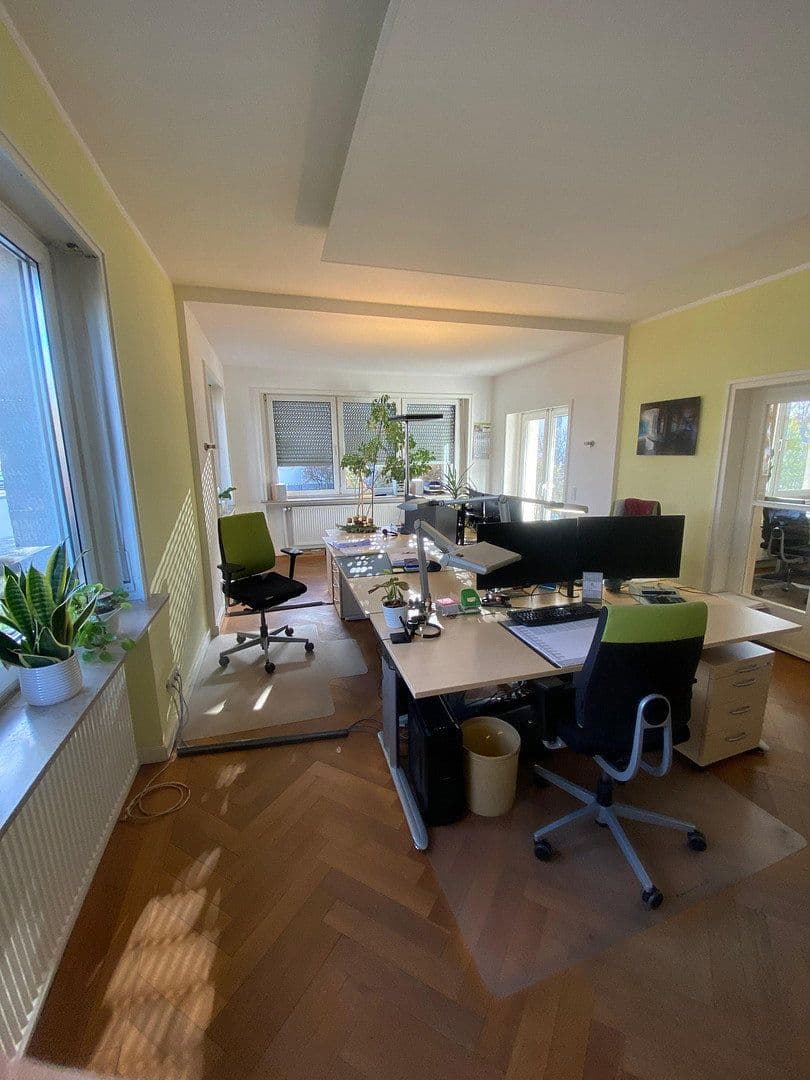 Pronájem kanceláře 120 m², Fritz-Bauer-Straße, Darmstadt, Hessen Pronájem kanceláře 120 m², Fritz-Bauer-Straße, Darmstadt, Hessen