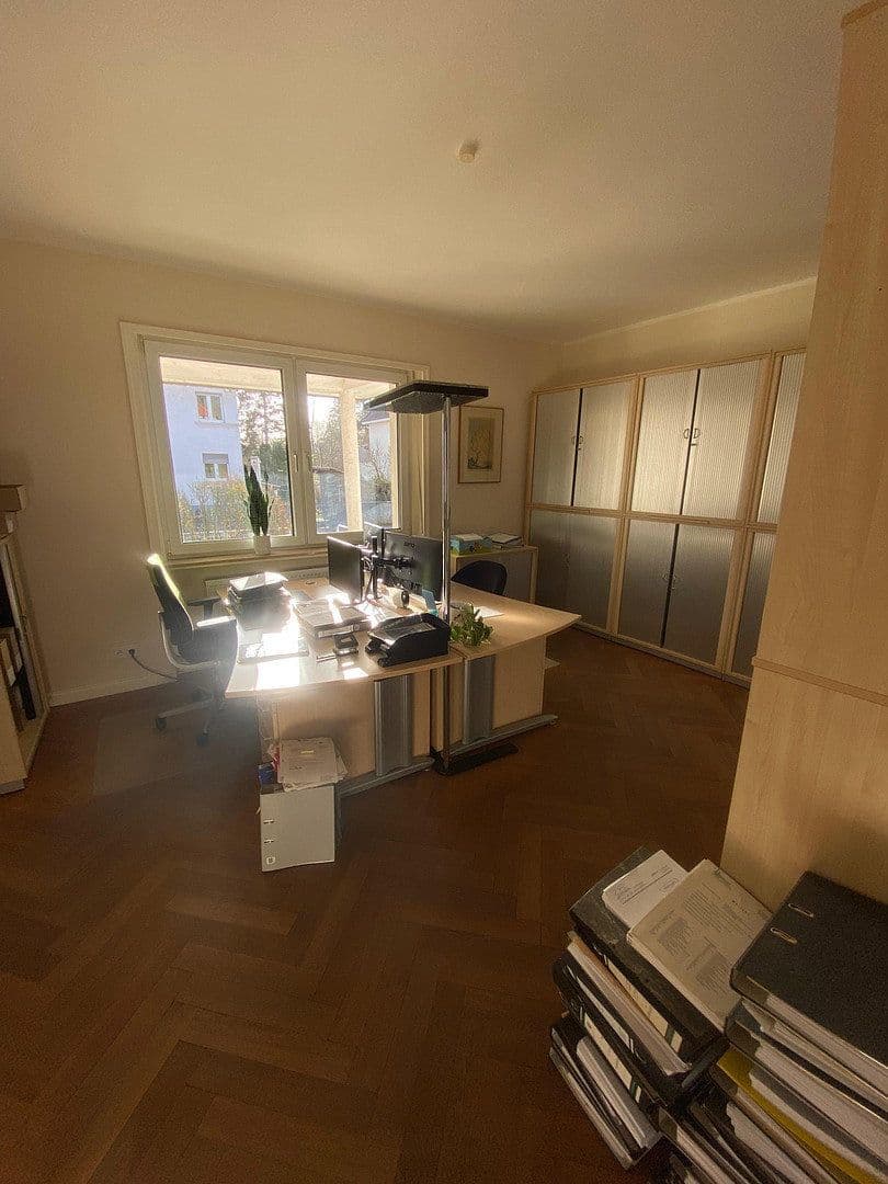 Pronájem kanceláře 120 m², Fritz-Bauer-Straße, Darmstadt, Hessen Pronájem kanceláře 120 m², Fritz-Bauer-Straße, Darmstadt, Hessen