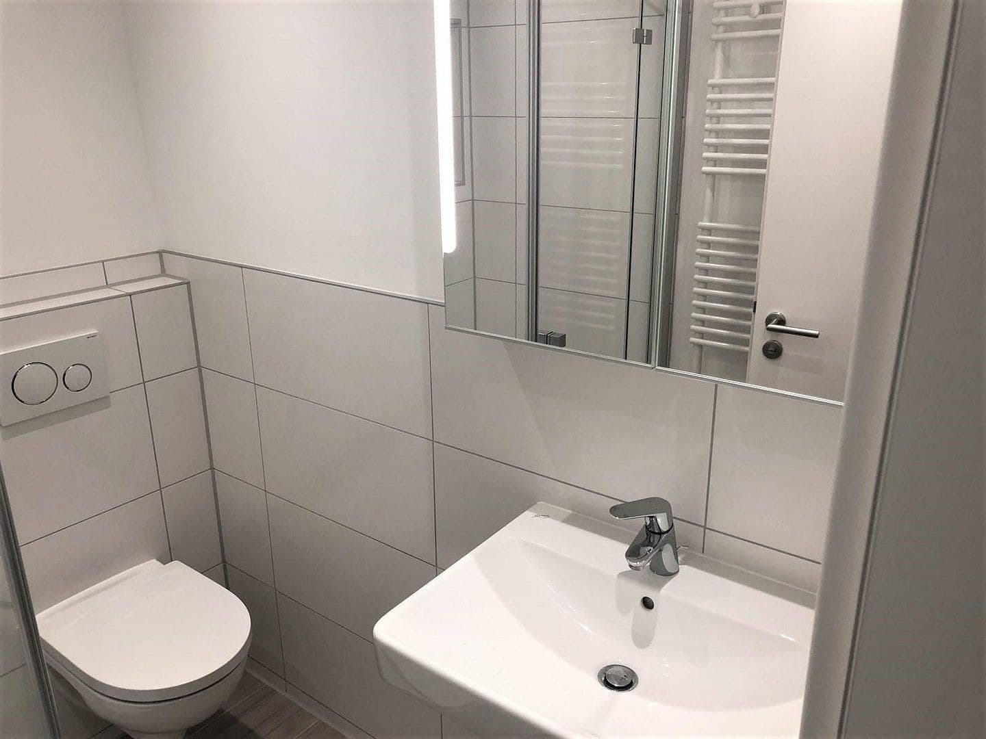 Pronájem bytu 1+1 30 m², Uhdestraße 47, München, Bavorsko Pronájem bytu 1+1 30 m², Uhdestraße 47, München, Bavorsko