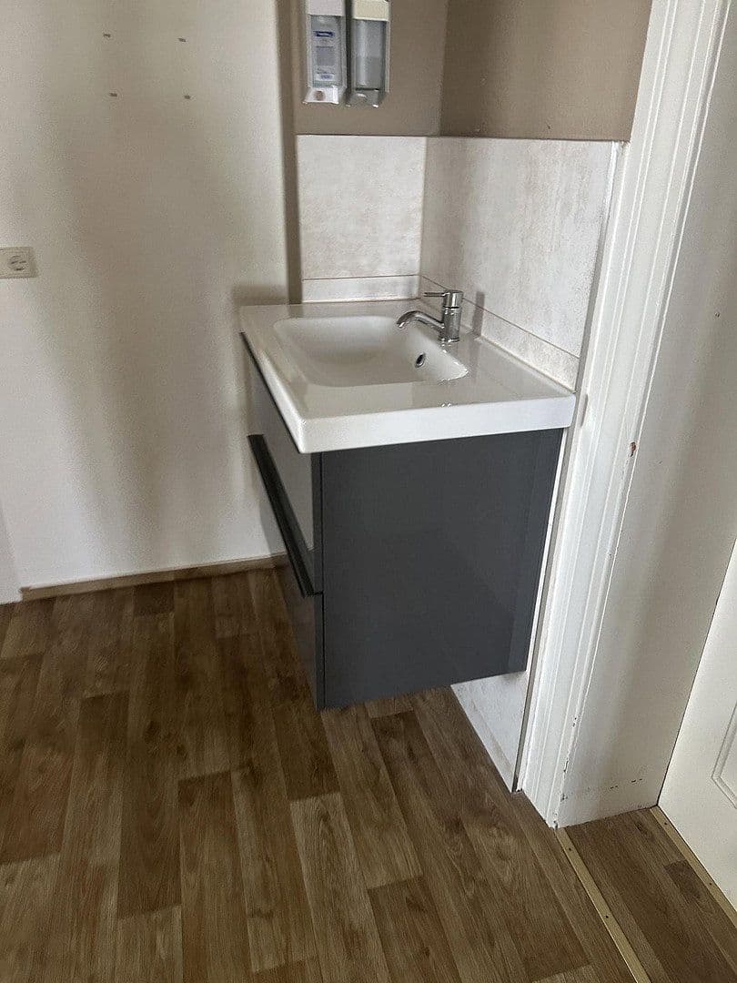 Pronájem kanceláře 109 m², Weißenseer Straße 52, Sömmerda, Durynsko Pronájem kanceláře 109 m², Weißenseer Straße 52, Sömmerda, Durynsko