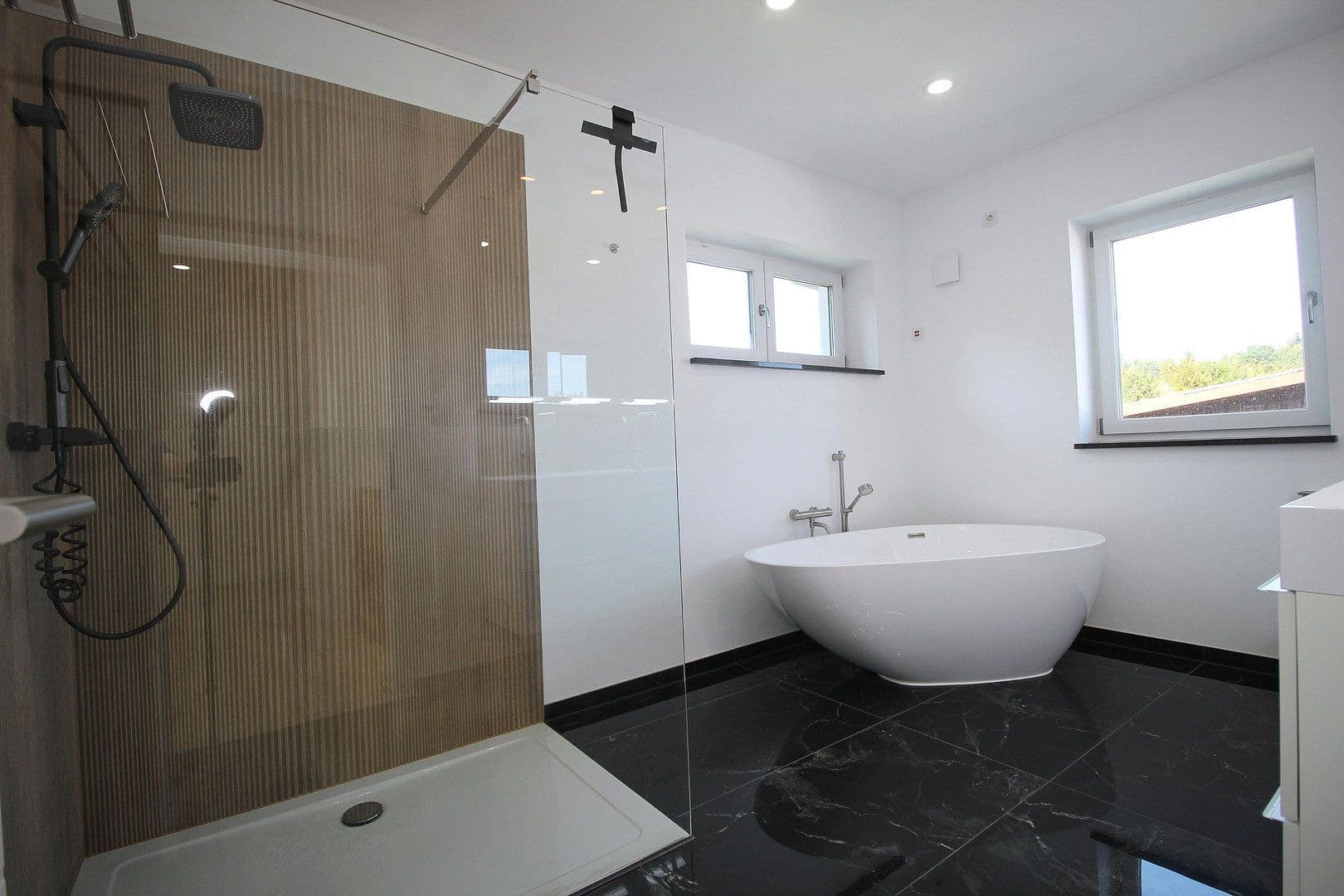Prodej domu 156 m², pozemek 2.146 m², Außernzell, Bavorsko Prodej domu 156 m², pozemek 2.146 m², Außernzell, Bavorsko
