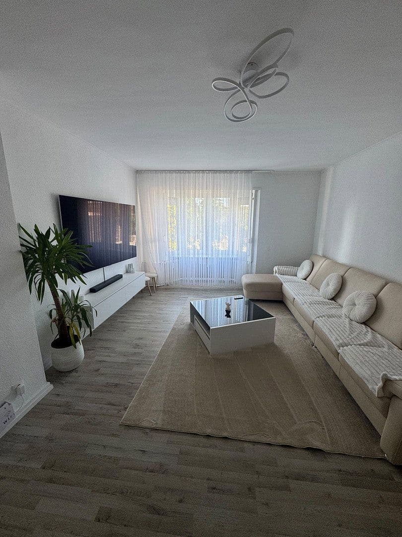 Pronájem domu 73 m², pozemek 358 m², Hochstr. 3, Bad Neuenahr-Ahrweiler, Porýní-Falc Pronájem domu 73 m², pozemek 358 m², Hochstr. 3, Bad Neuenahr-Ahrweiler, Porýní-Falc