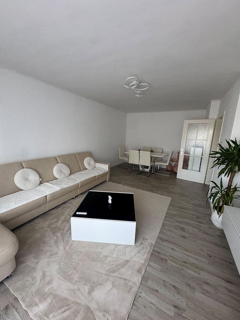 Pronájem domu 73 m², pozemek 358 m², Hochstr. 3, Bad Neuenahr-Ahrweiler, Porýní-Falc Pronájem domu 73 m², pozemek 358 m², Hochstr. 3, Bad Neuenahr-Ahrweiler, Porýní-Falc