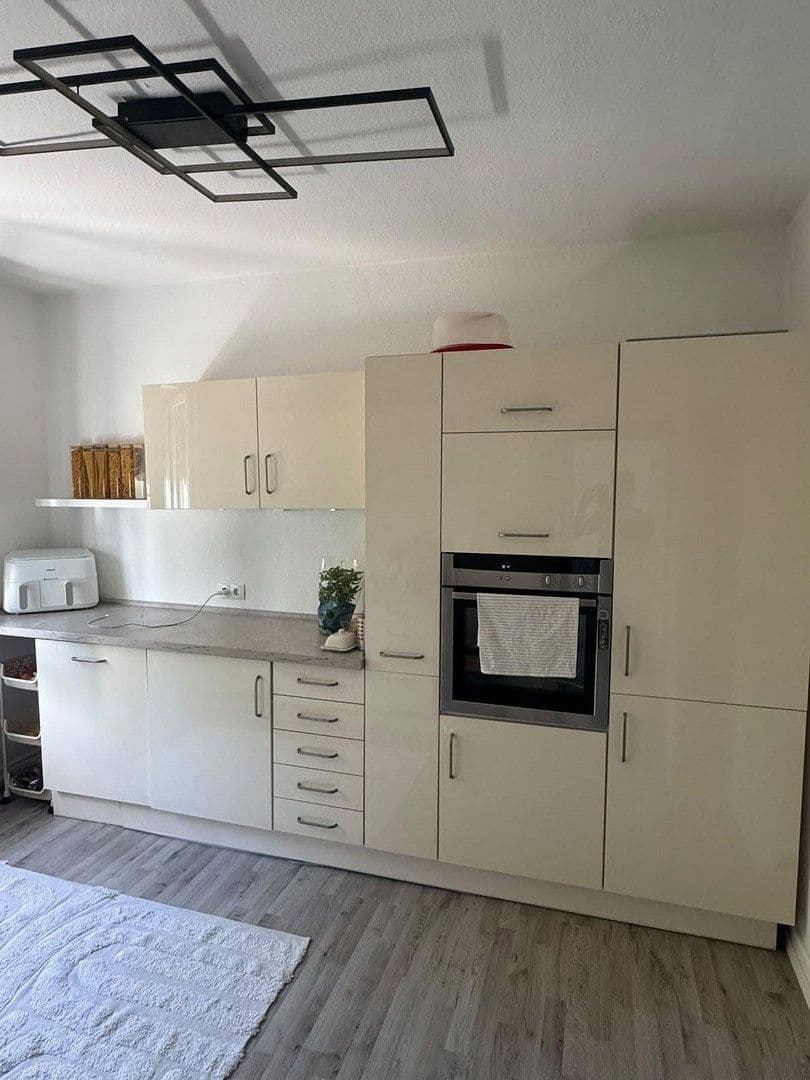 Pronájem domu 73 m², pozemek 358 m², Hochstr. 3, Bad Neuenahr-Ahrweiler, Porýní-Falc Pronájem domu 73 m², pozemek 358 m², Hochstr. 3, Bad Neuenahr-Ahrweiler, Porýní-Falc
