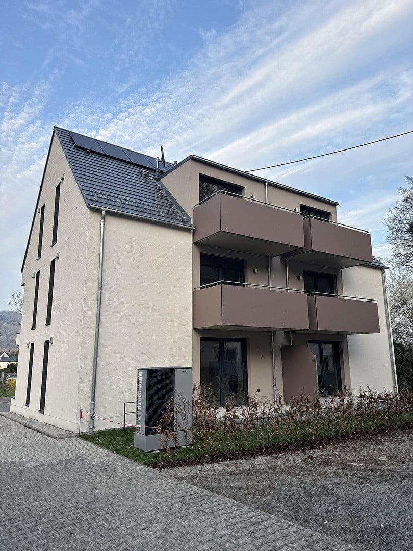 Pronájem bytu 3+1 100 m², Schlossstraße 63, Andernach, Porýní-Falc Pronájem bytu 3+1 100 m², Schlossstraße 63, Andernach, Porýní-Falc