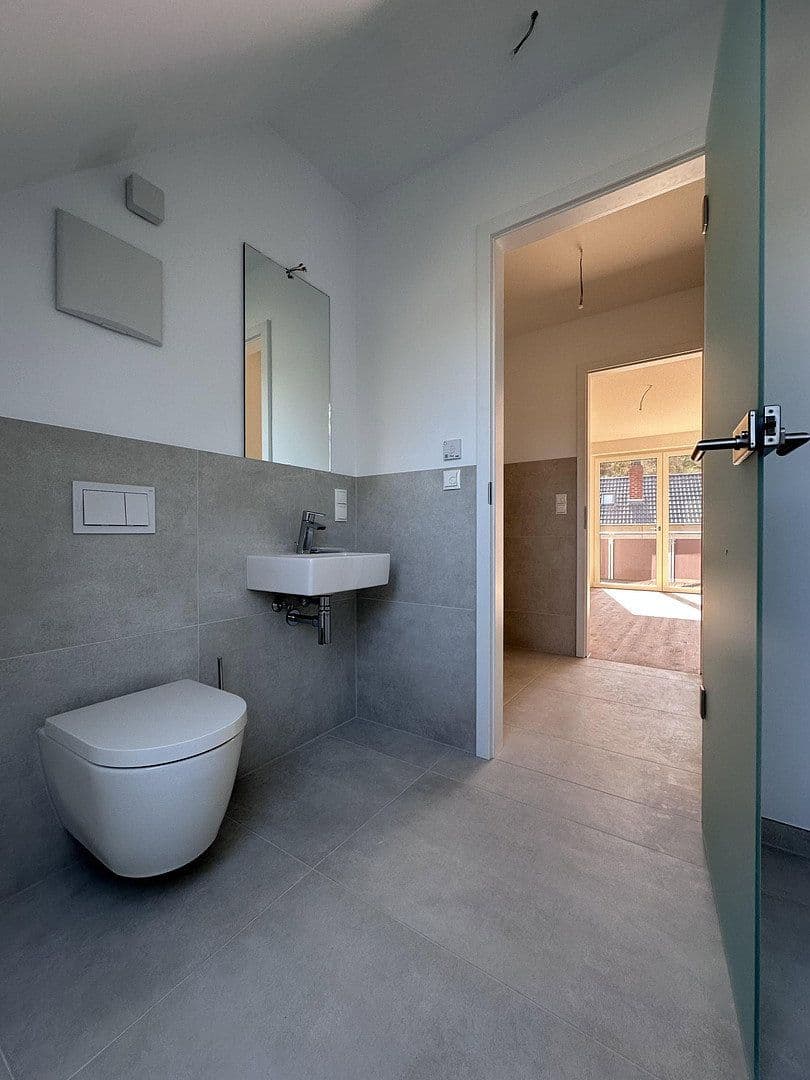 Pronájem bytu 3+1 100 m², Schlossstraße 63, Andernach, Porýní-Falc Pronájem bytu 3+1 100 m², Schlossstraße 63, Andernach, Porýní-Falc