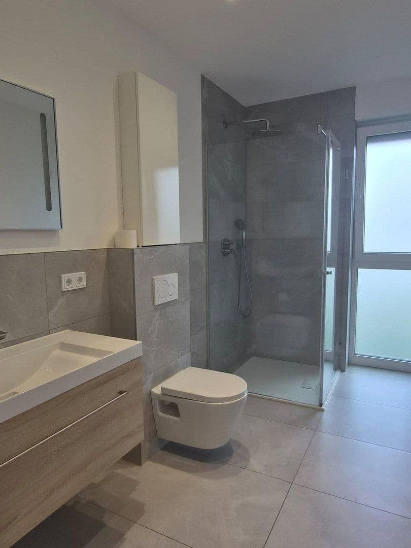 Pronájem bytu 2+1 70 m², Freiherr-vom-Stein Str. 44, Waldbröl, Severní Porýní-Vestfálsko Pronájem bytu 2+1 70 m², Freiherr-vom-Stein Str. 44, Waldbröl, Severní Porýní-Vestfálsko