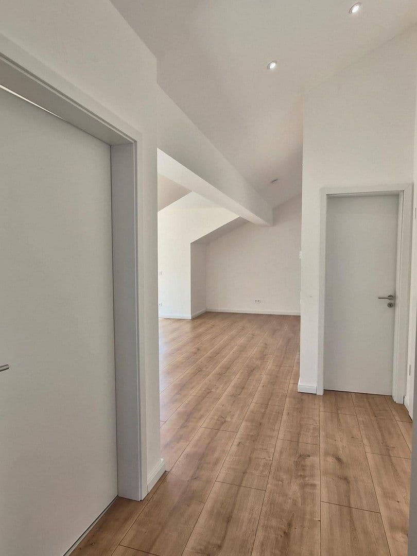 Pronájem bytu 2+1 70 m², Freiherr-vom-Stein Str. 44, Waldbröl, Severní Porýní-Vestfálsko Pronájem bytu 2+1 70 m², Freiherr-vom-Stein Str. 44, Waldbröl, Severní Porýní-Vestfálsko