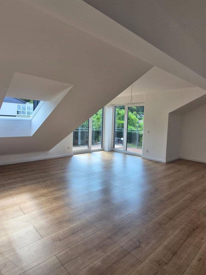 Pronájem bytu 2+1 70 m², Freiherr-vom-Stein Str. 44, Waldbröl, Severní Porýní-Vestfálsko Pronájem bytu 2+1 70 m², Freiherr-vom-Stein Str. 44, Waldbröl, Severní Porýní-Vestfálsko