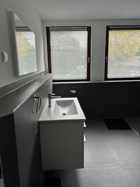 Pronájem bytu 2+1 85 m², Neuss, Severní Porýní-Vestfálsko Pronájem bytu 2+1 85 m², Neuss, Severní Porýní-Vestfálsko