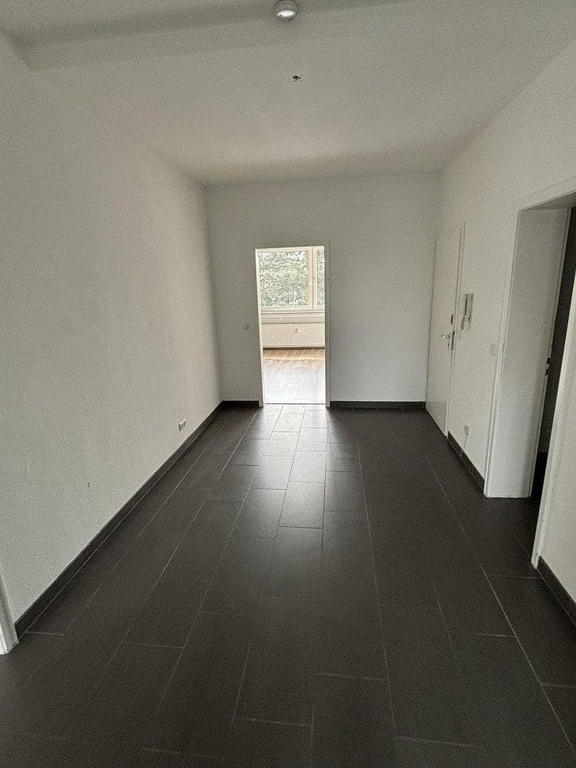 Pronájem bytu 3+1 98 m², Goebenplatz 8, Düren, Severní Porýní-Vestfálsko Pronájem bytu 3+1 98 m², Goebenplatz 8, Düren, Severní Porýní-Vestfálsko