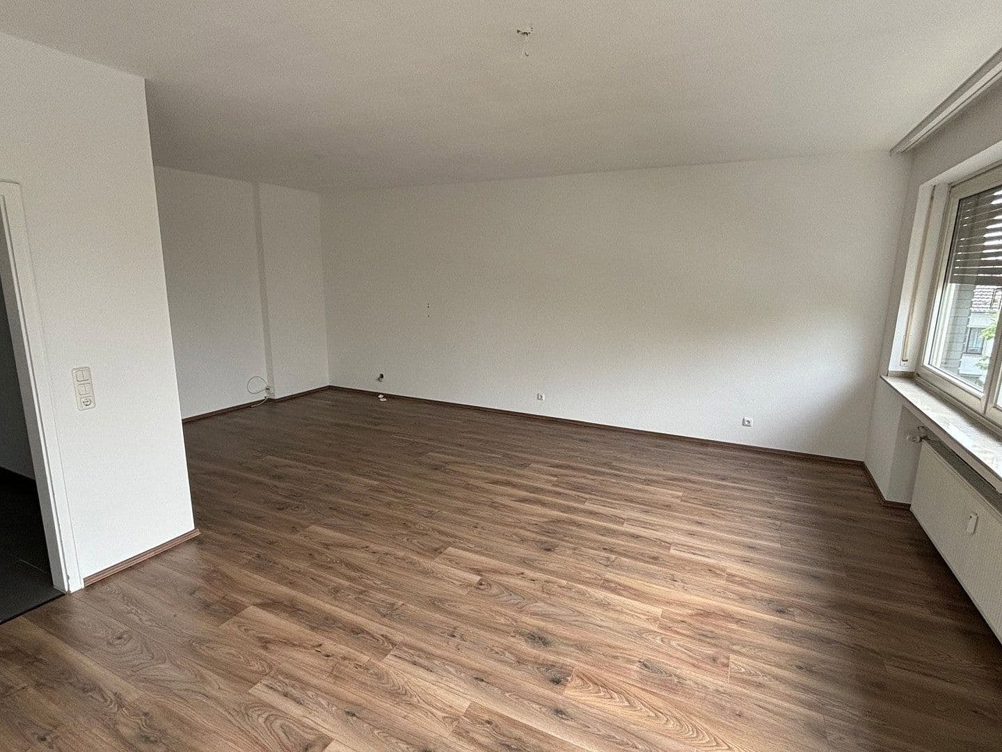 Pronájem bytu 3+1 98 m², Goebenplatz 8, Düren, Severní Porýní-Vestfálsko Pronájem bytu 3+1 98 m², Goebenplatz 8, Düren, Severní Porýní-Vestfálsko