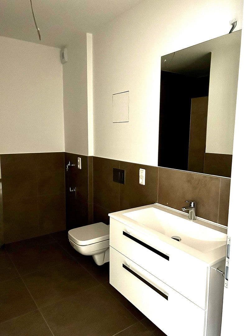 Pronájem bytu 2+1 63 m², Königsbergerstrasse 1b, Bad Schwalbach, Hessen Pronájem bytu 2+1 63 m², Königsbergerstrasse 1b, Bad Schwalbach, Hessen