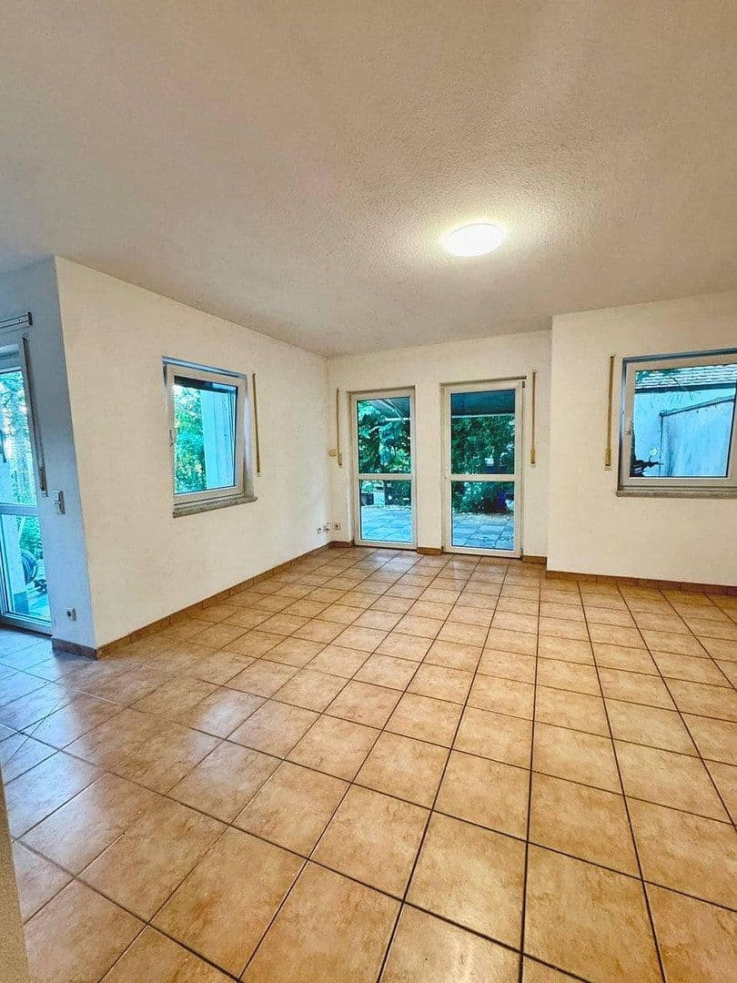 Prodej domu 117 m², pozemek 199 m², Nürnberg, Bavorsko Prodej domu 117 m², pozemek 199 m², Nürnberg, Bavorsko