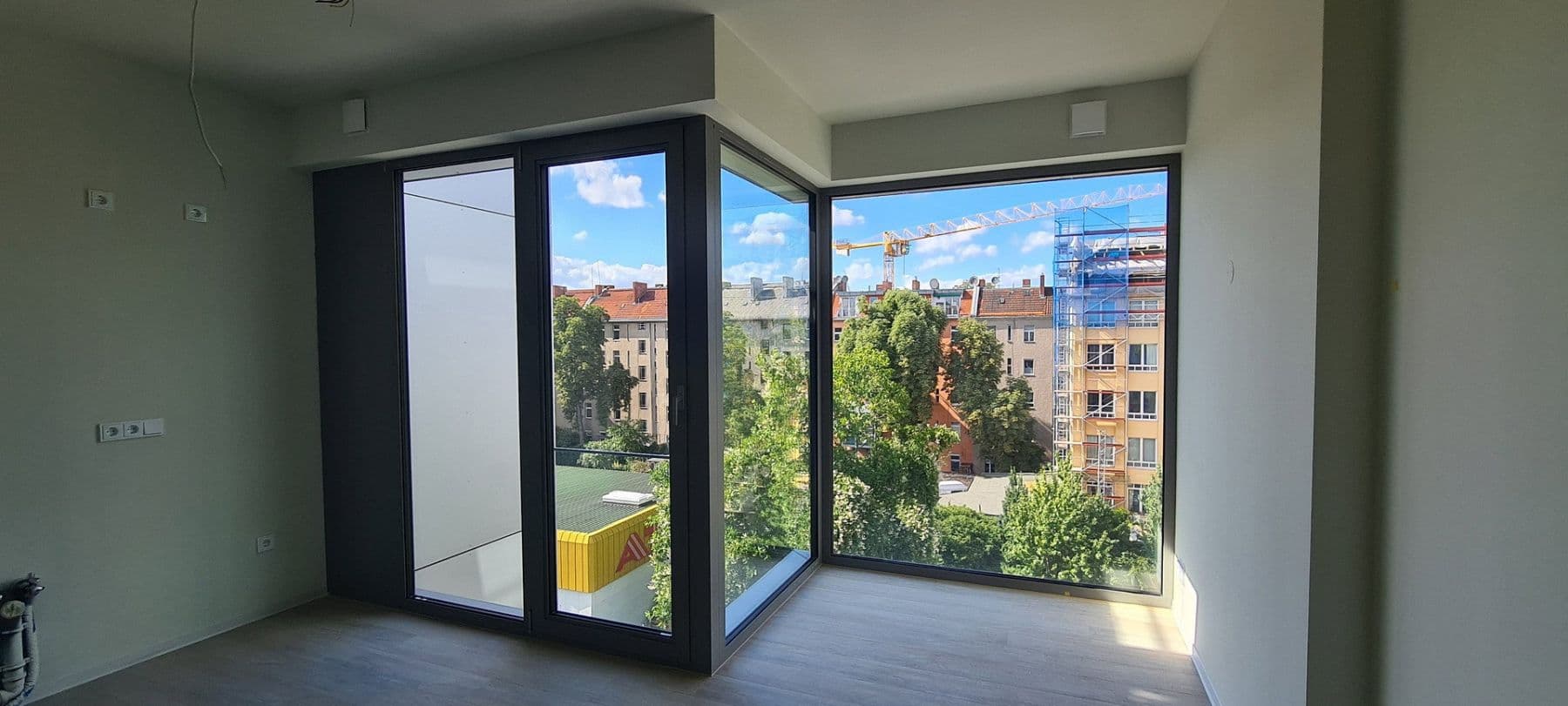 Pronájem bytu 1+1 23 m², Saalestr. 72, Berlin, Berlín Pronájem bytu 1+1 23 m², Saalestr. 72, Berlin, Berlín