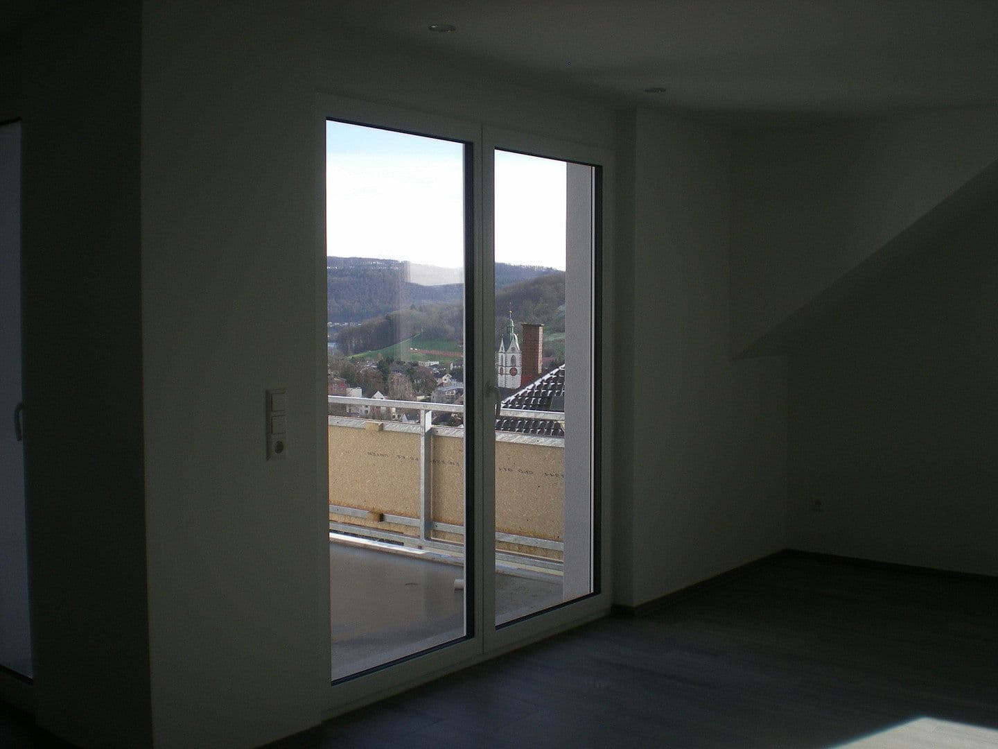 Pronájem bytu 3+1 77 m², Obere Sitt 1b, Laufenburg (Baden), Bádensko-Württembersko Pronájem bytu 3+1 77 m², Obere Sitt 1b, Laufenburg (Baden), Bádensko-Württembersko