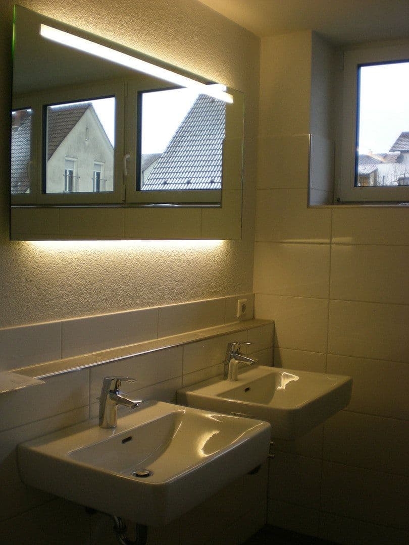 Pronájem bytu 3+1 77 m², Obere Sitt 1b, Laufenburg (Baden), Bádensko-Württembersko Pronájem bytu 3+1 77 m², Obere Sitt 1b, Laufenburg (Baden), Bádensko-Württembersko