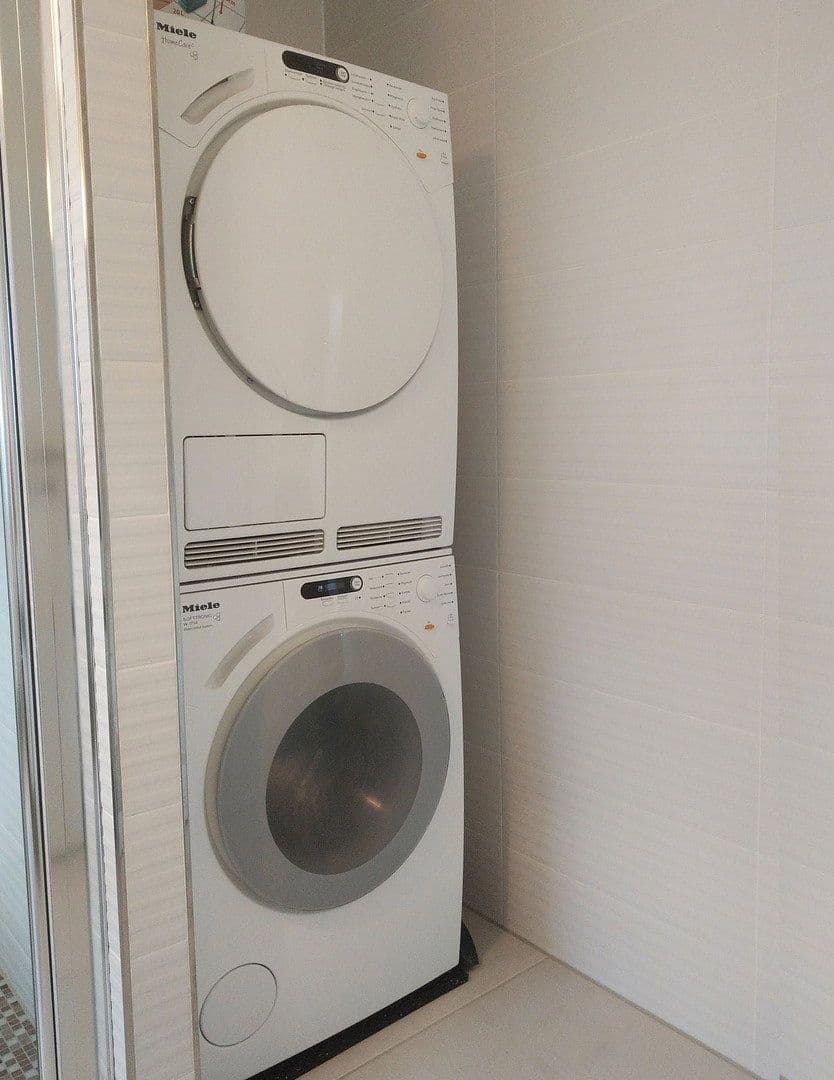 Pronájem bytu 2+1 57 m², Stuttgart, Bádensko-Württembersko Pronájem bytu 2+1 57 m², Stuttgart, Bádensko-Württembersko